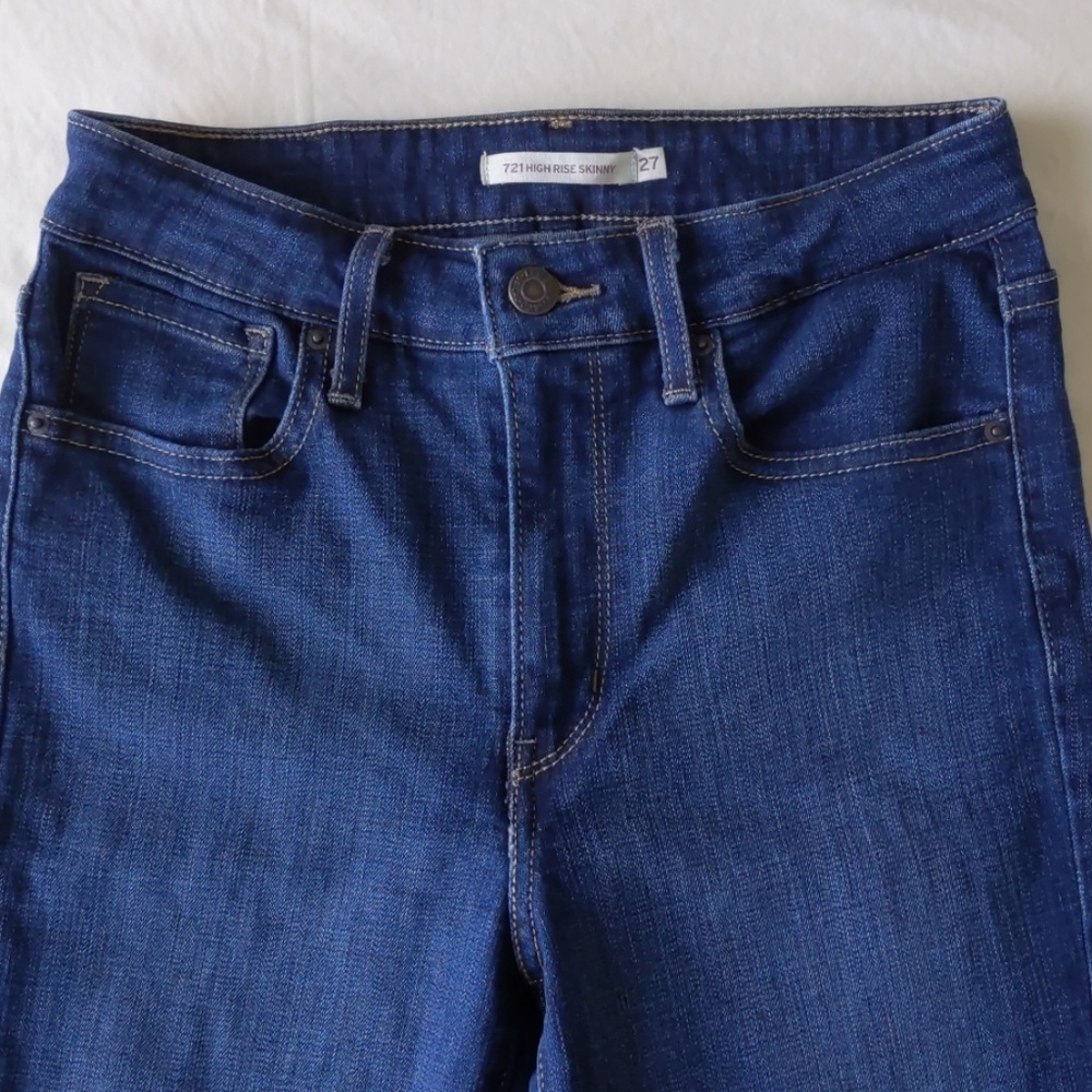 LEVI High Rise Skinny Jeans
